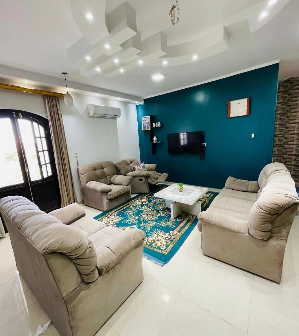 El Hady Apartments Swimming Pool ルクソール